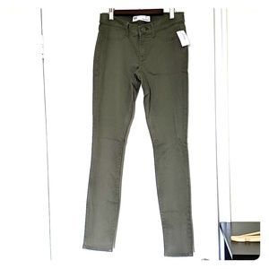 Hunter green skinny jeggings